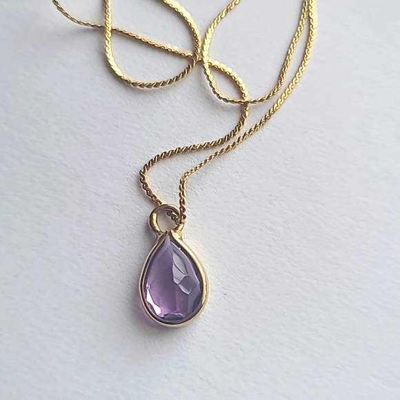 Jewelry - 14k Yellow Gold chain with Amethyst Pendant